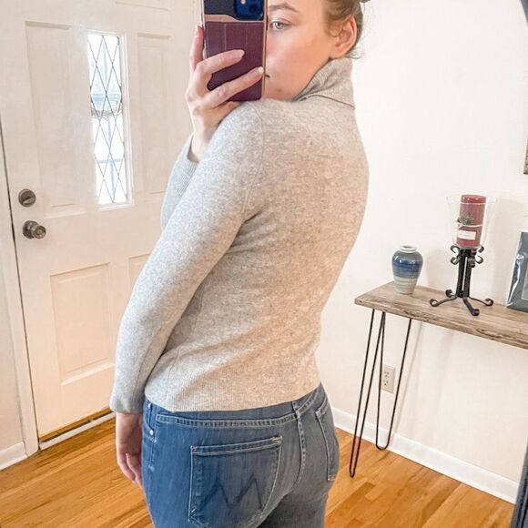 Equipment Femme Oscar Turtleneck Cashmere Sweater Grey S - Picture 3 of 8